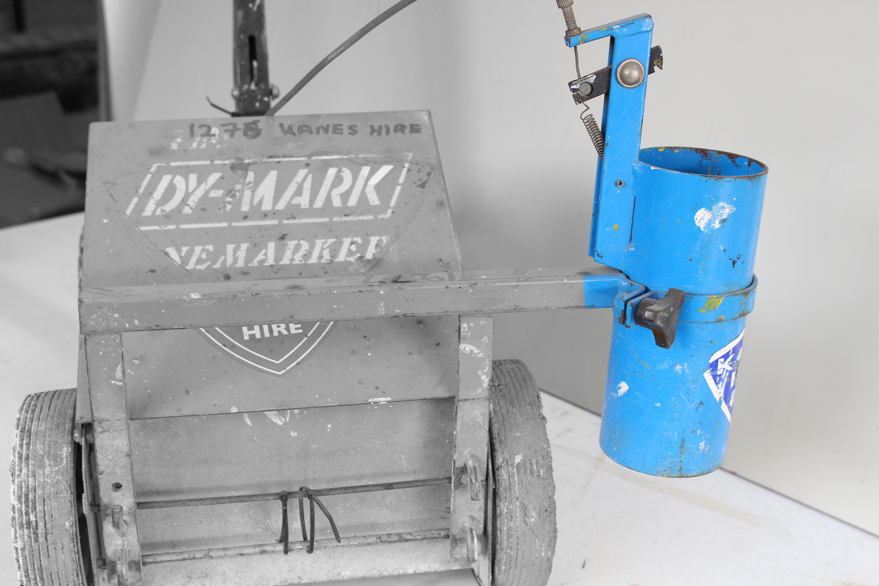 LINE MARKER - SIDE ATTACHMENT